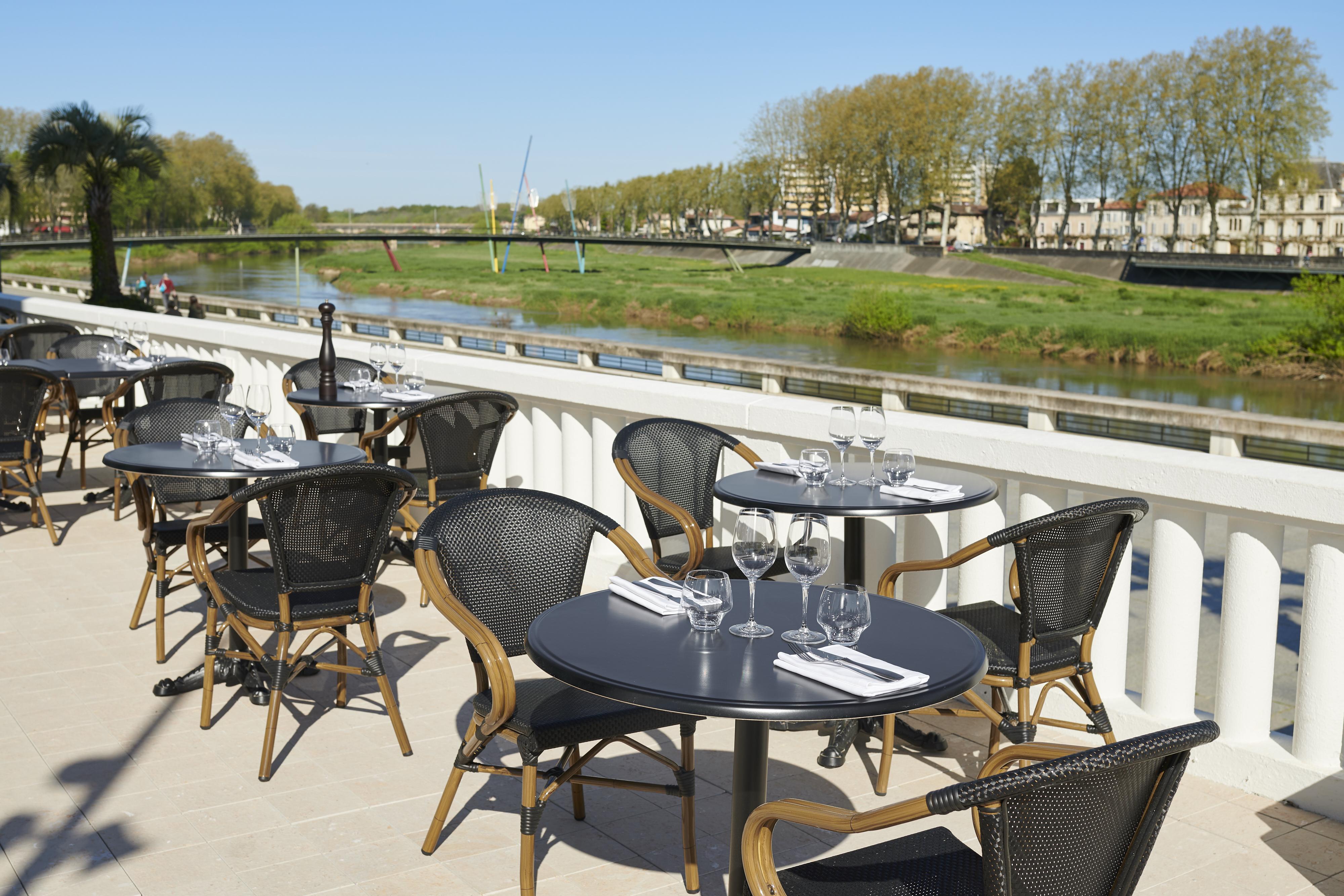 Hotel & Spa Vacances Bleues Le Splendid Dax Bagian luar foto